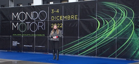 entrance banner with Giulia