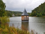 Kirche im See