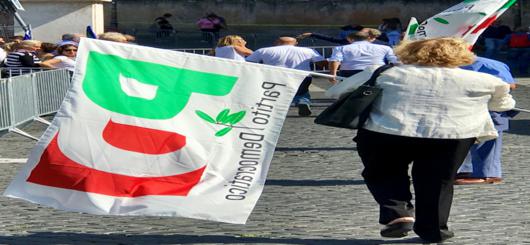 Manifestanti a Piazza del Popolo (Roma)