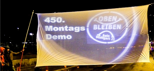 ca. 1500 Leute auf der 250. Montagsdemo gegen S21