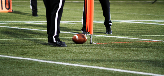 American Football Schiedsrichter haben es nicht leicht