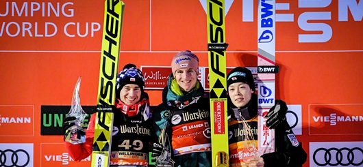 Karl Geiger von 23.500 Fans in Willingen gefeiert Karl Geiger von 23.500 Fans in Willingen gefeiert