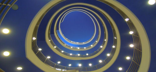 Das Treppenhaus im Haus der Bayerischen Wirtschaft, dem Veranstaltungsort