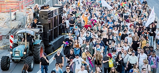Demo gegen das Tanzverbot