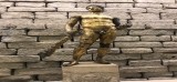 Statua di Ercole in bronzo dorato