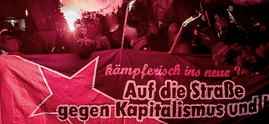 Teilnehmer beim Knastspaziergang