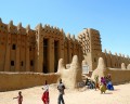 Die berühmte Moschee aus Lehm in Djenne