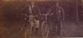 ARKB Solidarität Brambauer (Rad und Kraftfahrerbund) Stanislaus mit einem Vereinskameraden. Vor 1925