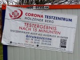 Die Plane muß noch gerichtet werden