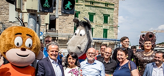 Einweihung der Äffle & Pferdle Ampel in Stuttgart