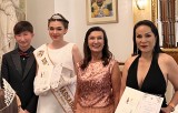 Alex Arida Matei und Mag. Sophida Chanvichai, Präsidentin des Phuenthai Vereins erhielten die Freundschaftsnadel FOP 