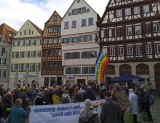 Demoteilnehmende auf dem Marktplatz in Tübingen, 19.11.2022