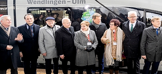 Teilnehmer der Einweihungsfeier