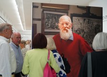 Zu Ehren von Ronald Paris  zeigt die Rostocker Kunsthalle eine  umfassende Schau. 