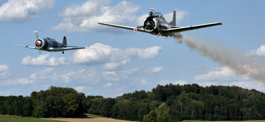 Yak-11, T-28 Trojan, Flugplatz Mühldorf, 22.07.23 Yak-11, T-28 Trojan, Flugplatz Mühldorf, 22.07.23