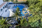 Hotel La Santa Maria - pure relaxation at the elegant outdoor pool area.