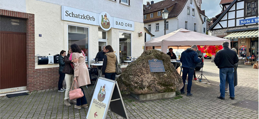 Neueröffnung bei bestem Wetter und guter Musik