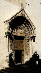 das Eingangsportal der Kathedrale © Foto F. Pace