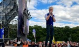     Limahl reconnects with fans through timeless classics from the 1980s.