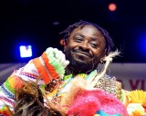 Die ghanaisch-deutsche Soloperformance „Akwaaba – Welcome“ setzte einen farbenprächtigen Akzent.