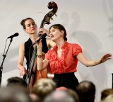 Gesang und Kontrabass begleiteten die Verleihung des Internationalen Friedenspreises in Münster.