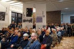 volles Haus bei der Geburtsstunde  der Ostsee-Biennale demokratischer Raum